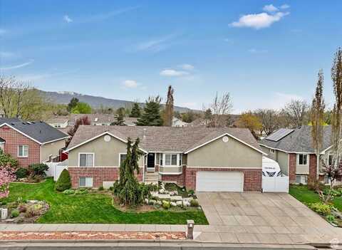 147 W 925 N, Centerville, UT 84014