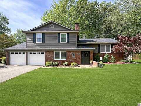 1711 Plainview Dr., Murray, KY 42071