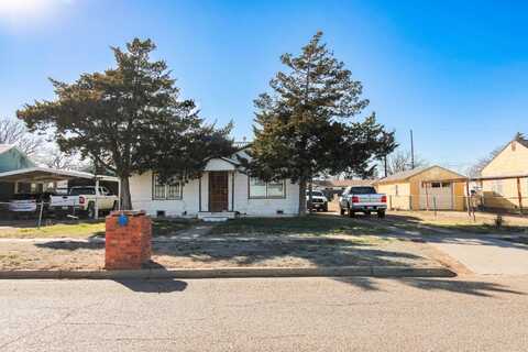 607 N El Paso Avenue, Tulia, TX 79088