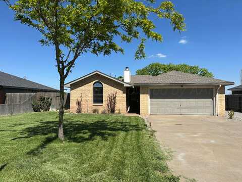 702 Floyd Avenue, Dumas, TX 79029
