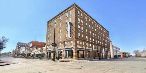 104 S Main Street, Aberdeen, SD 57401