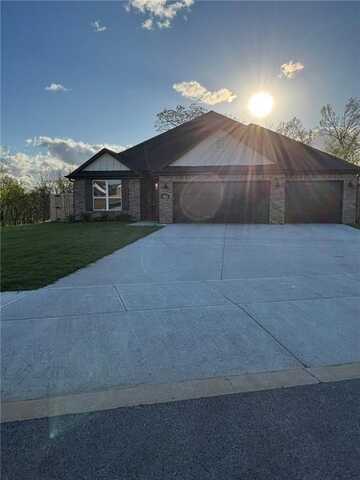 3812 SW Pinecrest DR, Bentonville, AR 72713