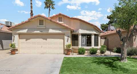 4420 E AMBERWOOD Drive, Phoenix, AZ 85048