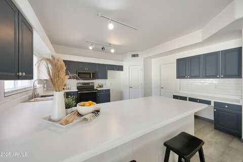 11832 E CLINTON Street, Scottsdale, AZ 85259