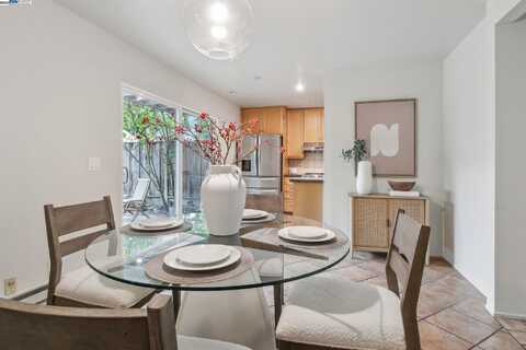 1920 Rock St, Mountain View, CA 94043