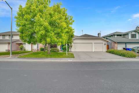 4012 Godfrey Dr, Salida, CA 95368