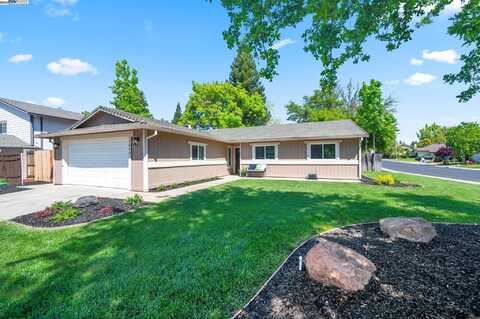1464 W Colonial Pkwy, Roseville, CA 95661