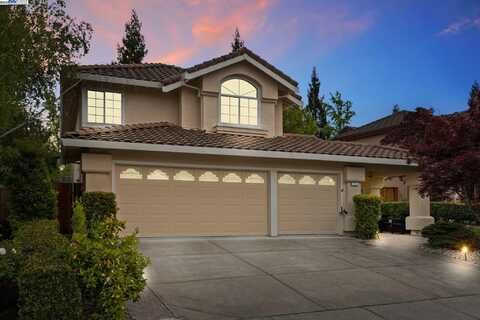 66 Edgegate Ct, Danville, CA 94506