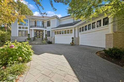 1525 Woodcrest Court, Aurora, IL 60502
