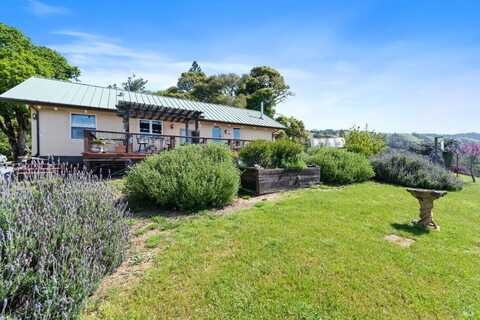 9655 Peachland Road, Boonville, CA 95415