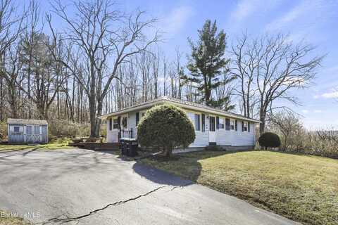 96 Bryant St, Pittsfield, MA 01201