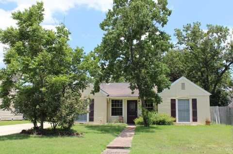 1015 Milner Drive, College Station, TX 77840