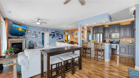 704 Summer Place Drive, Camdenton, MO 65020