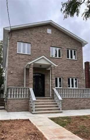 41 Buel Avenue, Brooklyn, NY 10304
