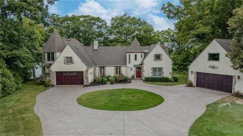4482 Lower River Road, Lewiston, NY 14092