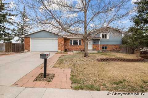 4523 OCEAN AVE, Cheyenne, WY 82000
