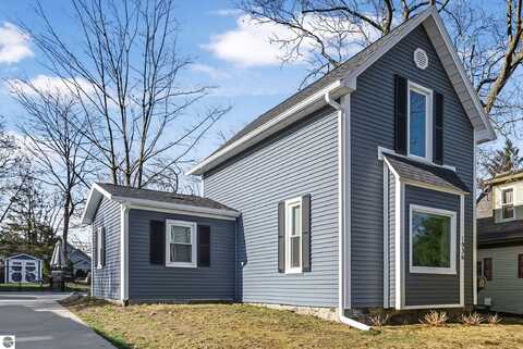 1036 E STATE STREET, TRAVERSE CITY, MI 49686