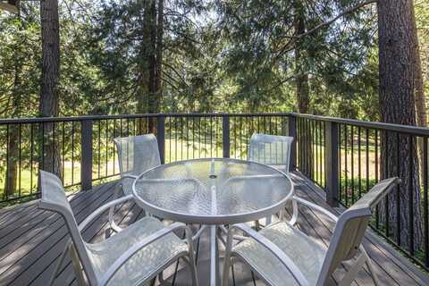 1140 Fairway Court, Murphys, CA 95247