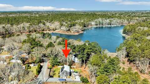 51 Buccaneer Way, Mashpee, MA 02649