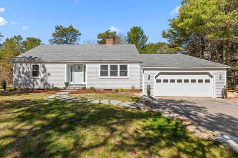 30 Grannys Lane, Orleans, MA 02653