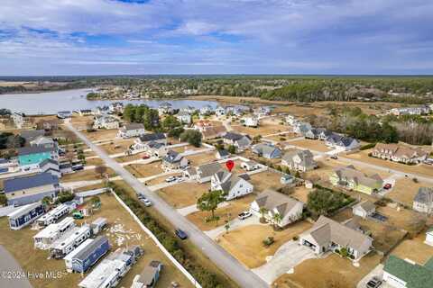 224 Hickory Shores Drive, Newport, NC 28570