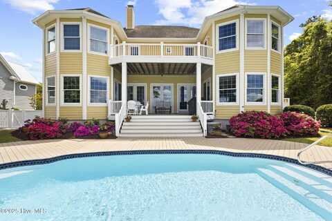 8904 Sound View Court, Emerald Isle, NC 28594