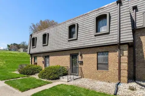 625 Country Club Drive, Newark, OH 43055