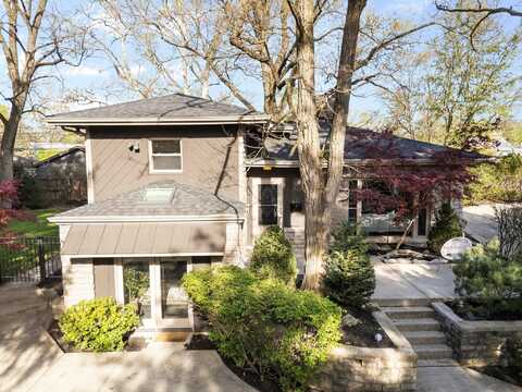 2636 Woodstock Road, Columbus, OH 43221