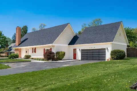 2228 McCoy Road, Upper Arlington, OH 43220