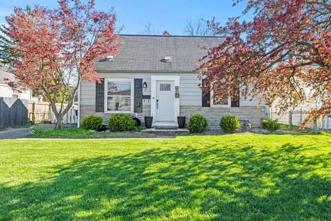2677 Eakin Road, Columbus, OH 43204