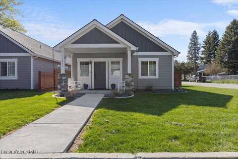 1221 N 13th St, Coeur D Alene, ID 83814