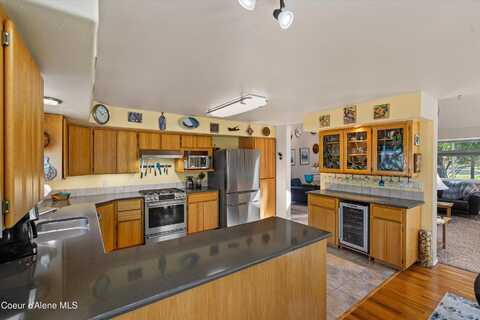 16691 W Hollister Hills Dr, Hauser, ID 83854