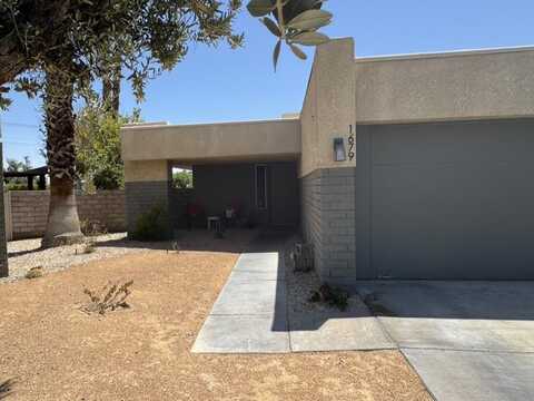 1679 Sunflower Court N, Palm Springs, CA 92262