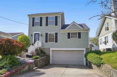 63 Chestnut Avenue, Wyoming, OH 45215