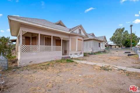 419 Acoma St, Needles, CA 92363