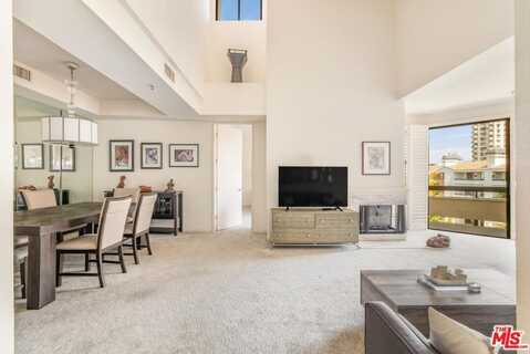2131 Century Park Ln, Los Angeles, CA 90067