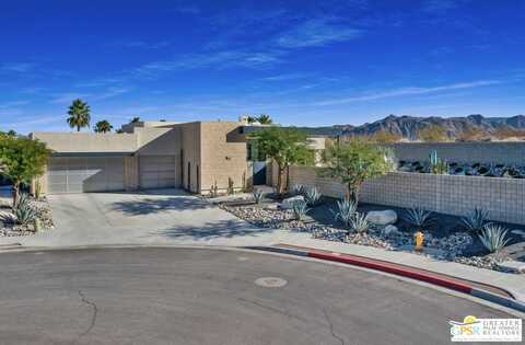 586 Polaris Ct, Palm Springs, CA 92264