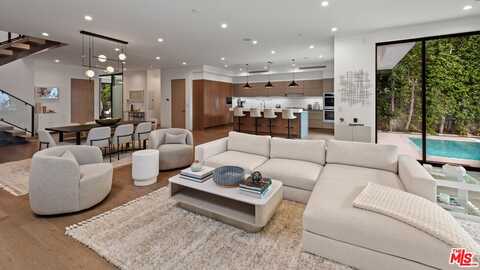 836 N Ogden Dr, Los Angeles, CA 90046