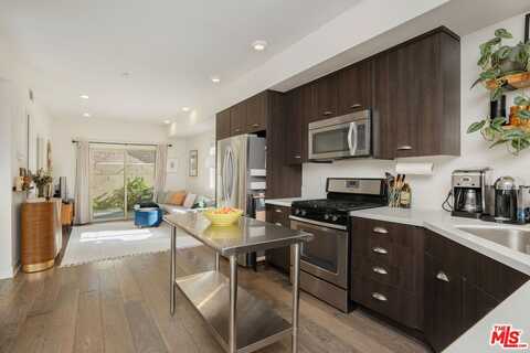 2970 Ripple Pl, Los Angeles, CA 90039