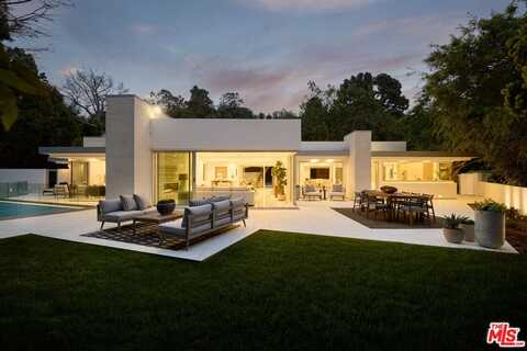 249 N Glenroy Ave, Los Angeles, CA 90049