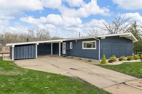 4412 Pepperwood Hill SE, Cedar Rapids, IA 52403