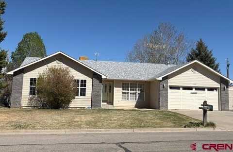 1702 Center St, Cortez, CO 81321