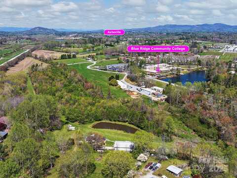 520 Loop Road, Hendersonville, NC 28792