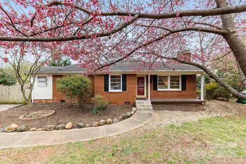 3918 Woodgreen Terrace, Charlotte, NC 28205