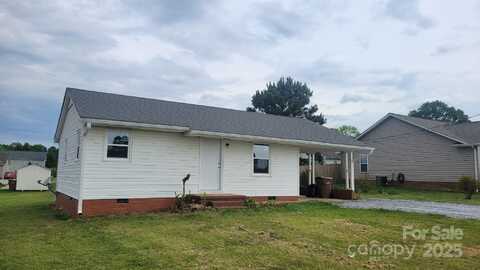 2109 Boggs Street, Lincolnton, NC 28092