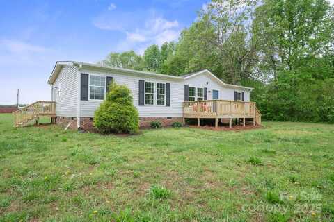 125 Rocky Point, Cleveland, NC 27013