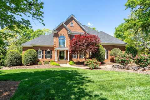 139 Stonebridge Drive, New London, NC 28127