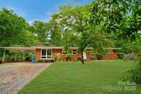 1713 Wildwood Drive, Albemarle, NC 28001