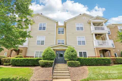 9027 Mcdowell Creek Lane, Cornelius, NC 28031