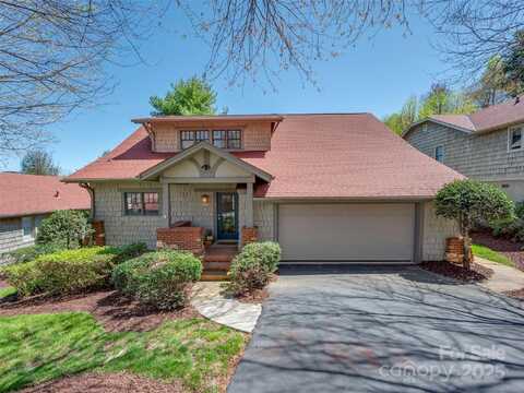 19 Lacoste Drive, Hendersonville, NC 28739